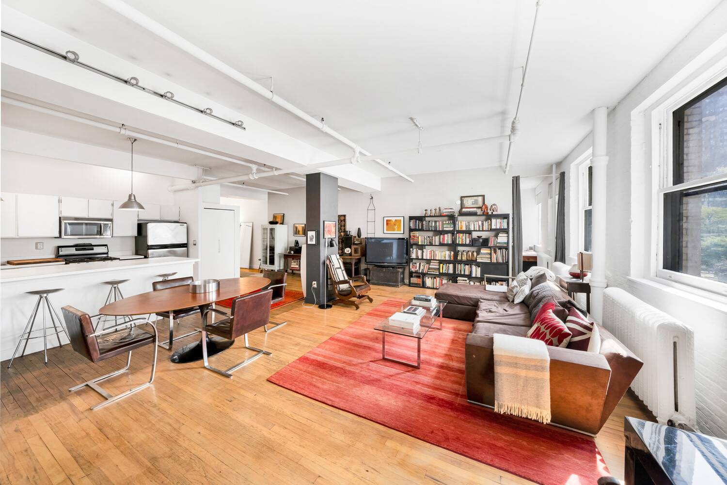 A Rare Tribeca Loft at 165 Hudson Street Lofts of this size in Tribeca are exceedingly rare, and especially at this price point.