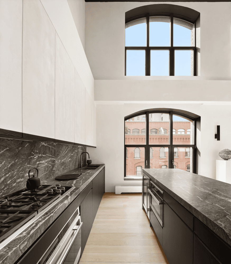 415 Washington Street, 5A As featured in Architectural Digest and in the New York post.