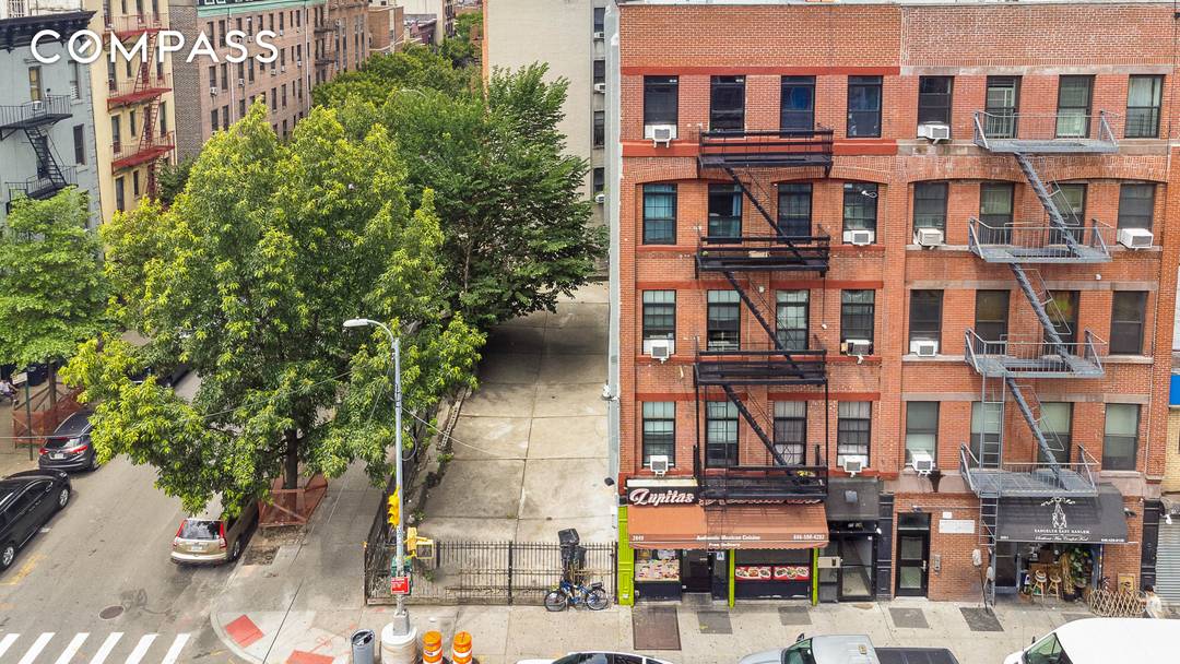 Mixed Use Free Market Investment Property FOR SALE in the heart of vibrant East Harlem on the Northwest Corner of East 105th Street amp ; 2nd Avenue 12 Residential Units ...