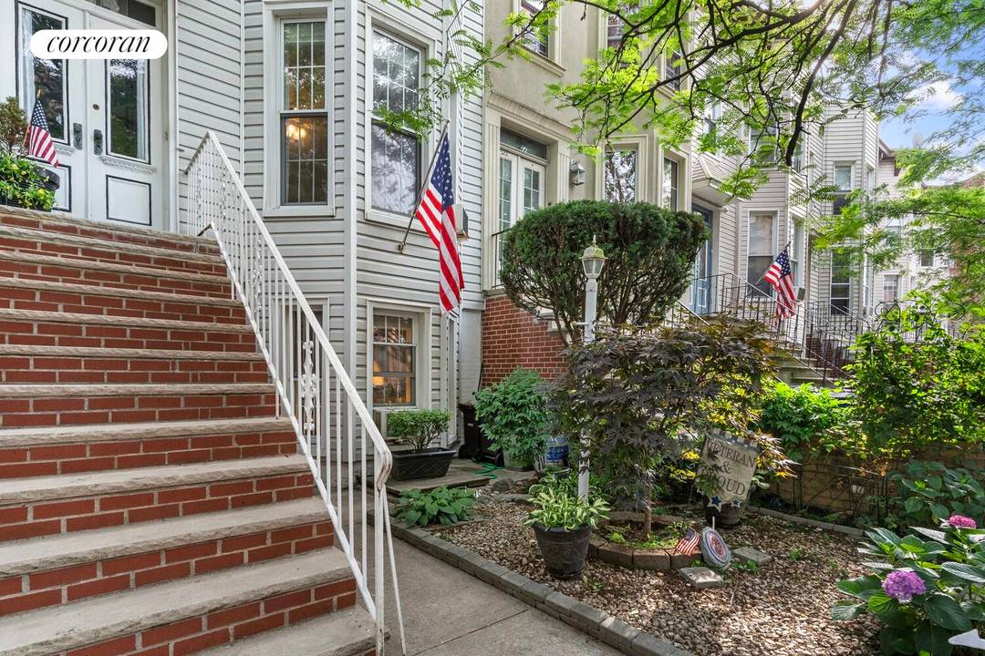 324 76th Street, Bay Ridge, Brooklyn, NY 11209 Set on a beautiful, tree lined street in the heart of Bay Ridge, this stately brick triplex, used as a 2.