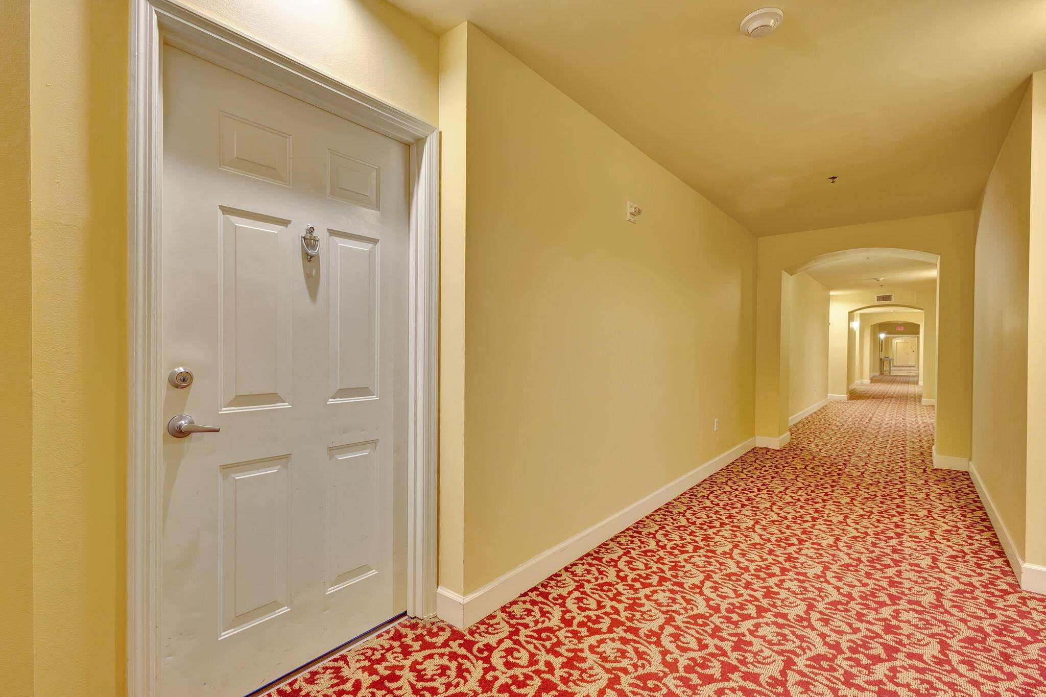 Beautiful 2 bedroom, 2 bathroom condo with stunning West facing lake views in the heart of Downtown West Palm Beach.
