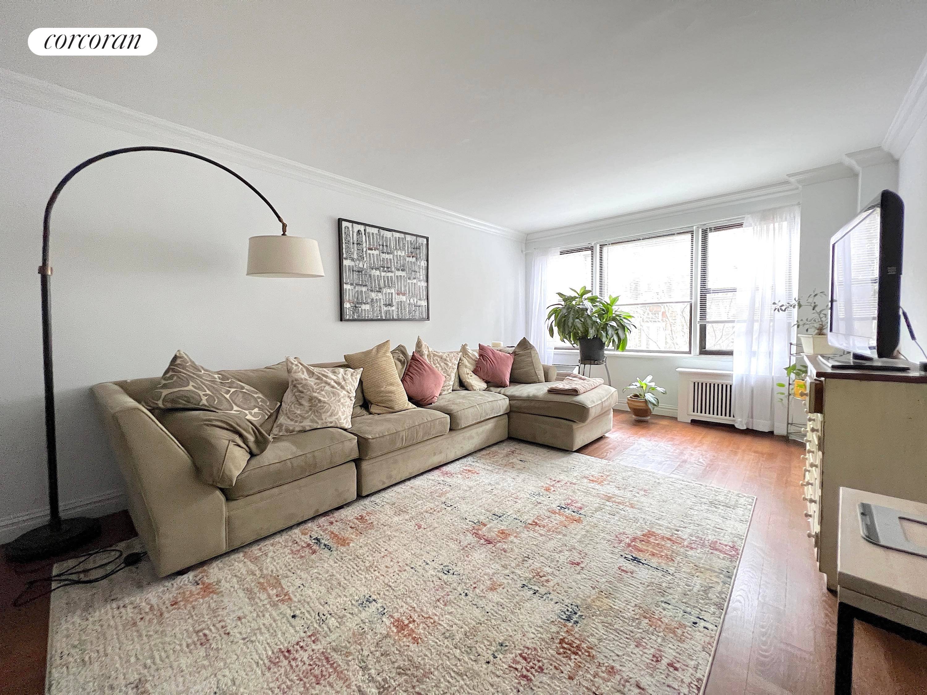 Welcome to this beautiful and large size home with extra long living room, this long living can separate out a portion to be used as the 2nd Bedroom or Home ...