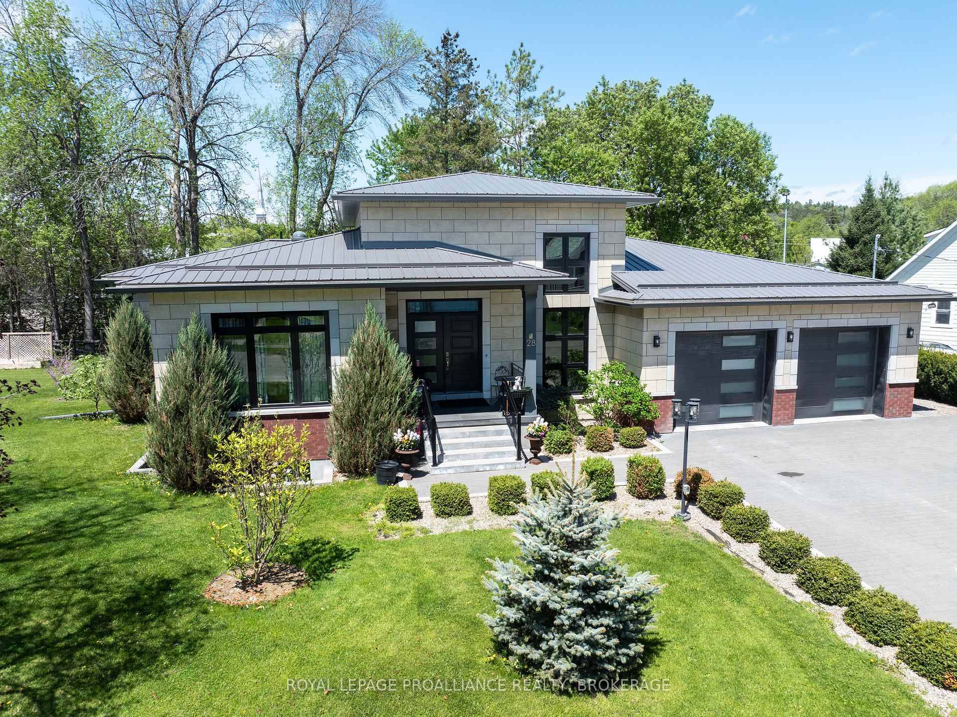 Living in the Village of Westport is amazing but living in this quaint village in a stunning custom built home is even better !