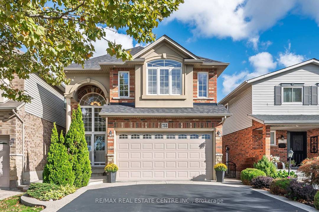 This Charming4 1Bdr, 3. 5 Bath Wellington model is one of a kind floor plan will impress the perfect balance of style amp ; space offering over 3000 sq ft ...