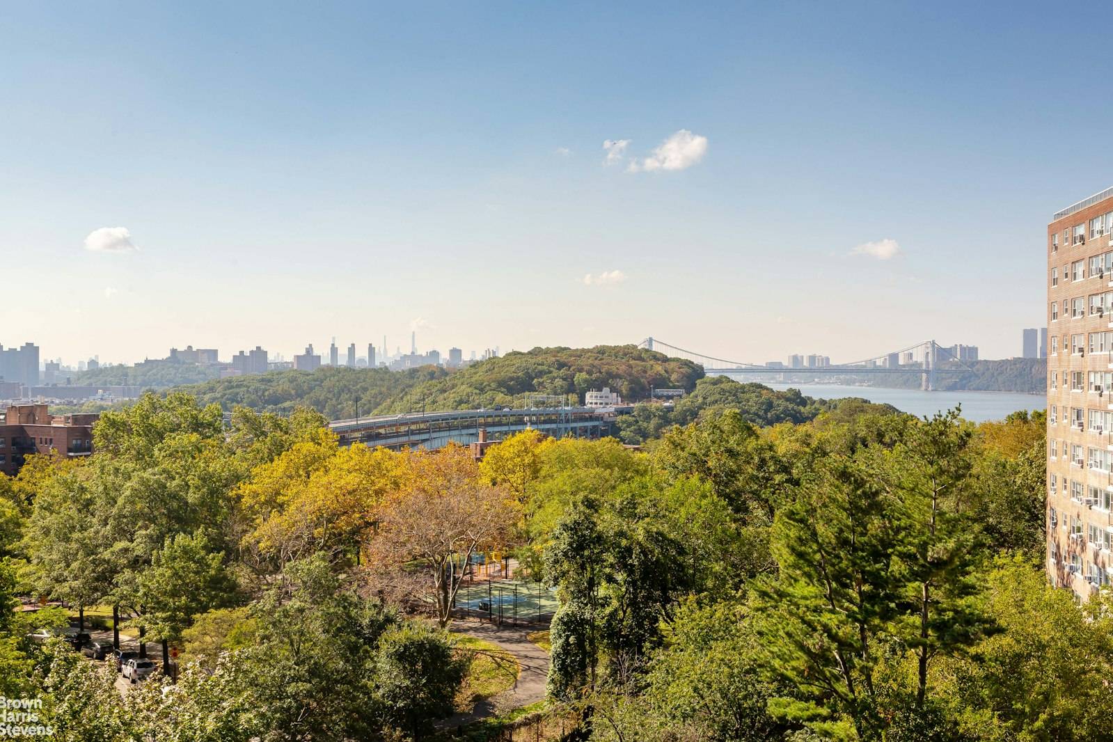 A Spuyten Duyvil, boutique 12 Story building, offering 6 Apartments per floor.