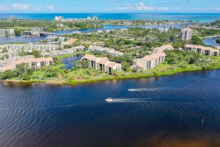 Welcome to your dream Intracoastal townhome nestled in the heart of Jupiter, Florida, offering a luxurious lifestyle and a vibrant community.