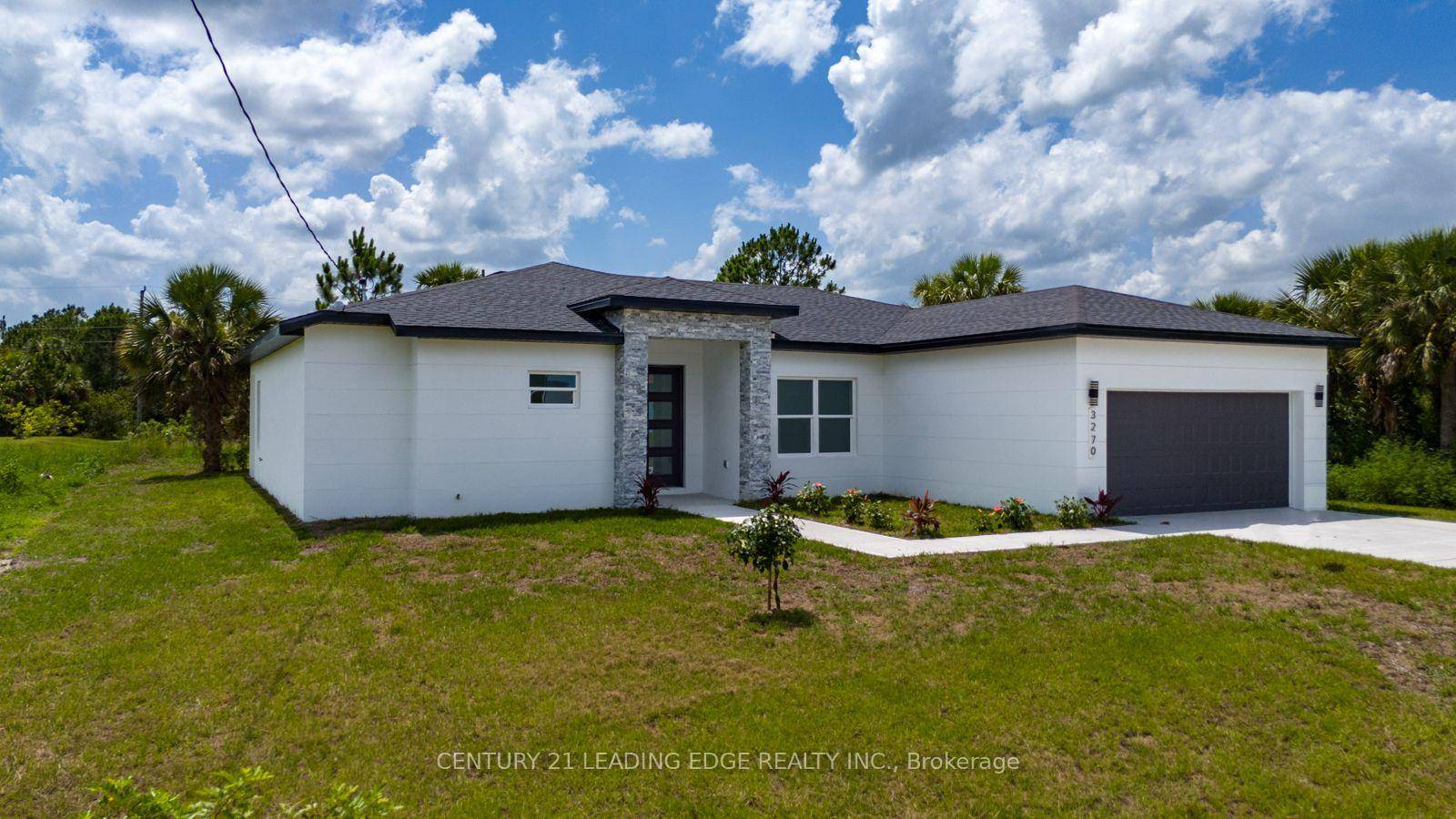 ALL PRICES IN USD. This stunning 4 bedroom, 2 bathroom home is the perfect blend of modern design and comfort, ready for you to move in !