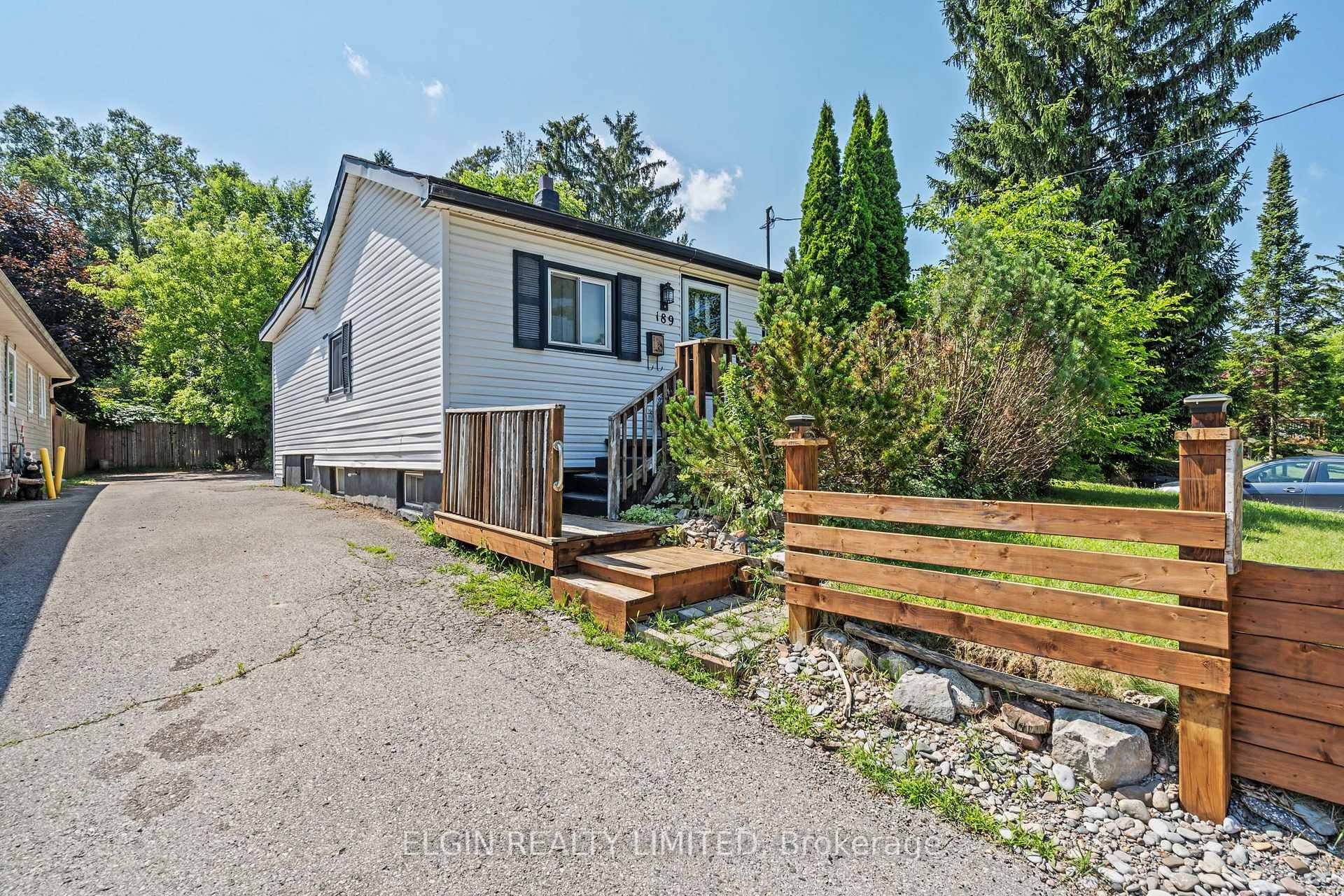 Welcome to this delightful 2 Bedroom Bungalow ideally situated on a huge 1 4 acre 273 ft.