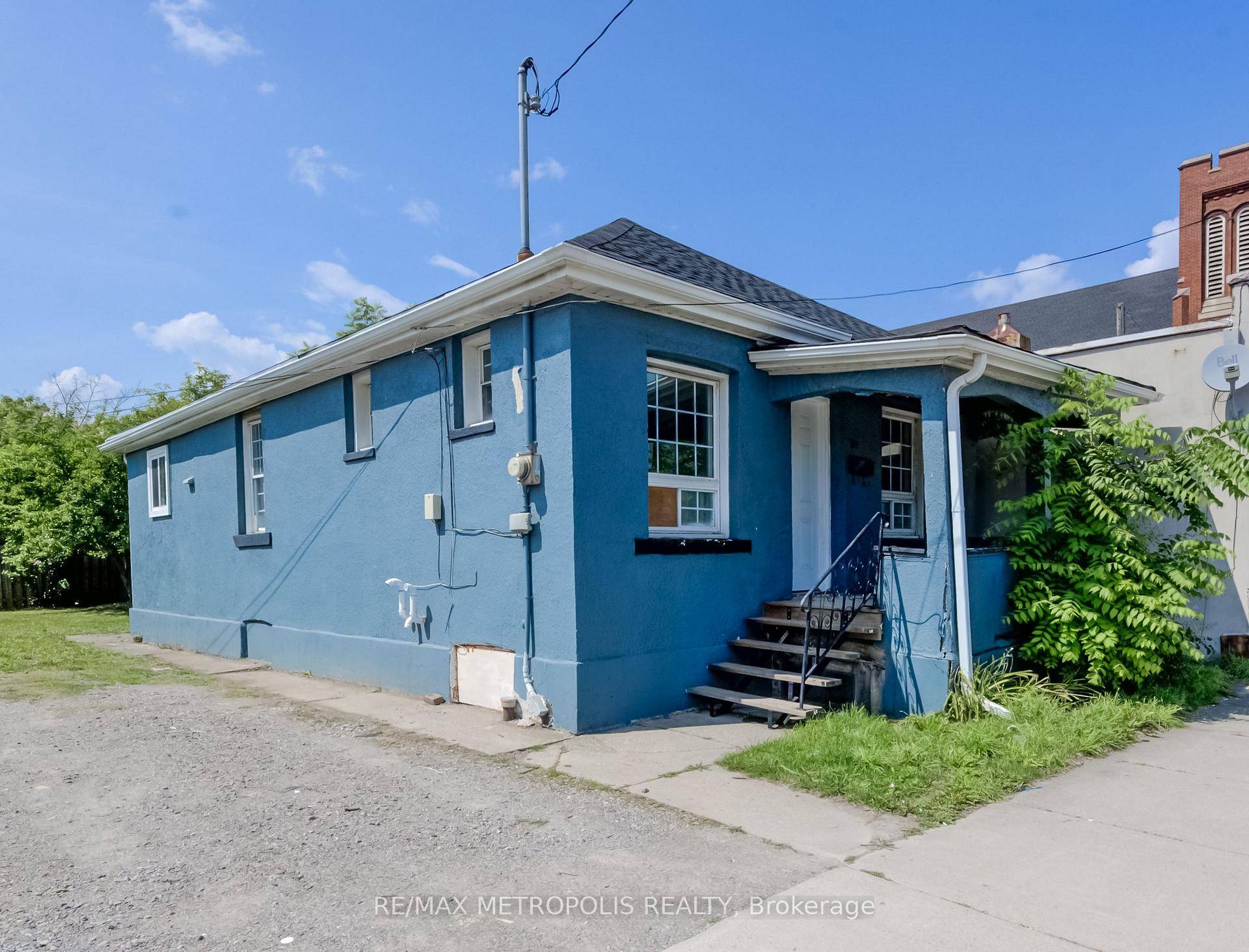 Attention Investors and First Time Home Buyers This bungalow has great value packed in.