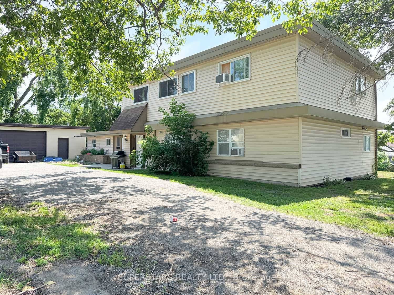 Exceptional Investment Opportunity In A Highly Accessible Neighbourhood Of Barrie !