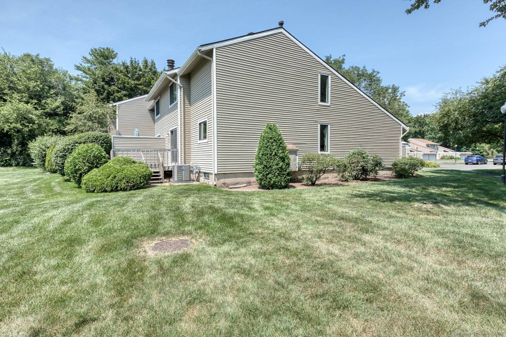 Welcome to one of West Hartford's most desirable communities where comfort, convenience, and value come together !