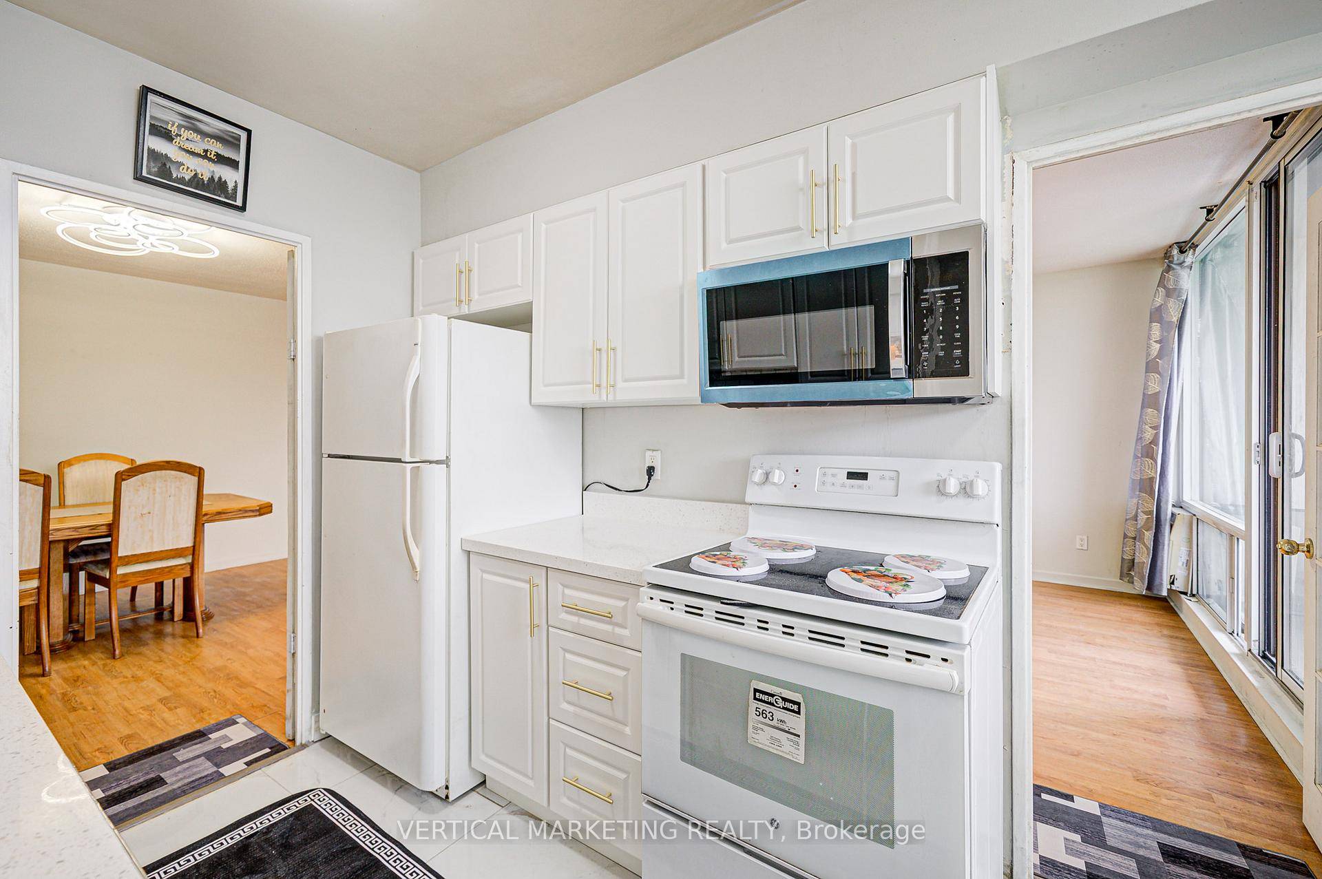 Dreaming Penthouse Apartment of Total A Z Renovated Immaculate Modern Updated Condo Unit.