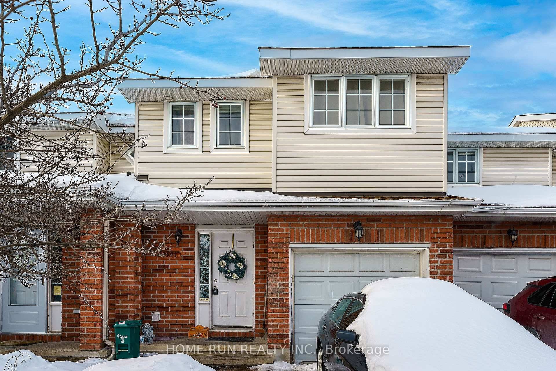 This 3 bedroom, 2. 5 bathroom mid unit townhouse offers a bright, open concept layout in a prime location close to shopping, schools, parks, and transit.