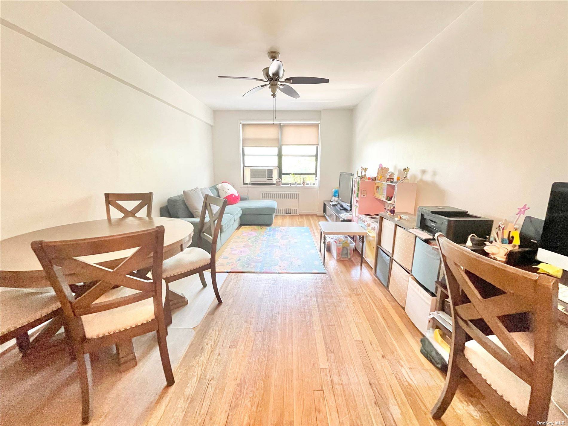 Discover this bright, airy and spacious 2 bedroom unit with a welcoming living and dining area, plenty of closets, a windowed kitchen, and roomy bedrooms.