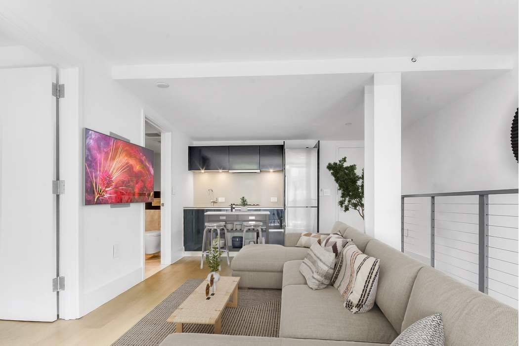 Go Live and Live Bold at 100 Norfolk The Ultimate Downtown Creator s Duplex This is where your vision takes shape.