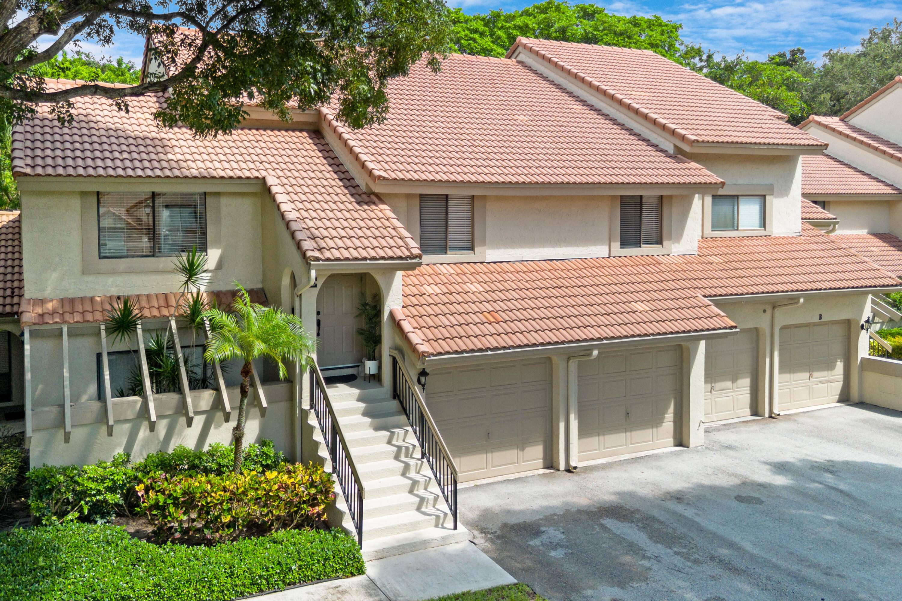 A hidden gem in the heart of Boca Raton !