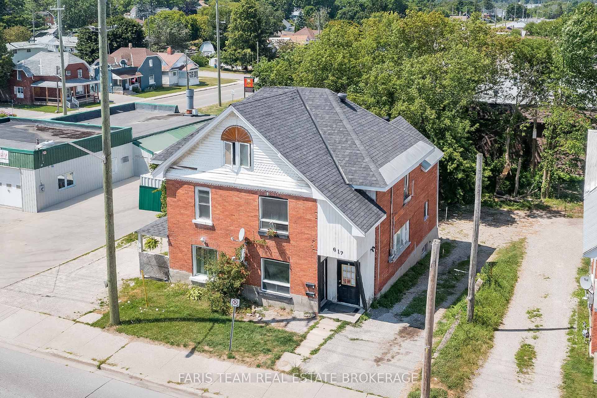 Top 5 Reasons You Will Love This Home 1 Charming semi detached duplex offering two fully self contained units, providing an ideal setup for investors or first time buyers looking ...