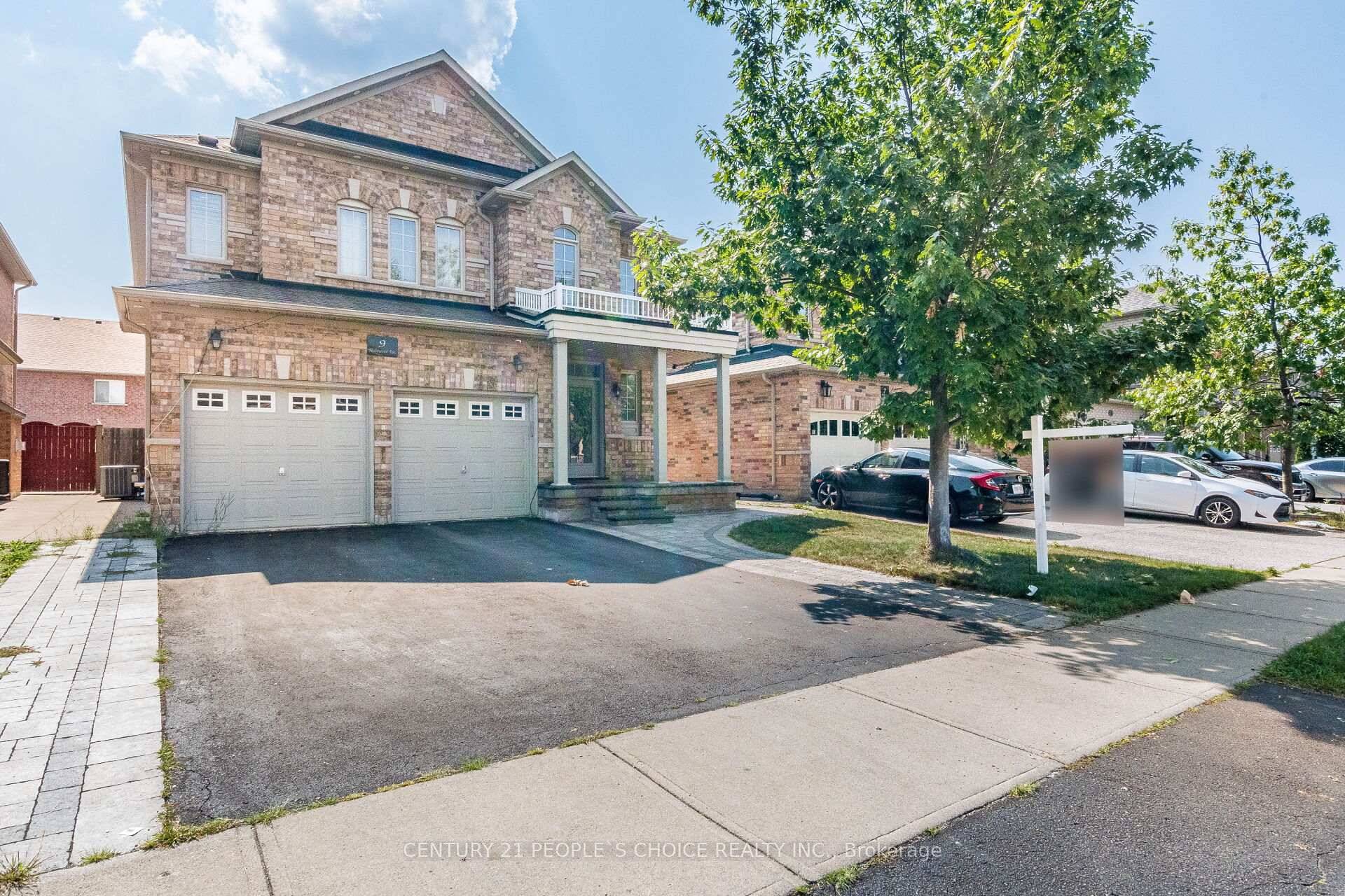 Popular Pearl model of Royal pine, 3050 sqft plus 1300 sqft legal basement apartment with separate entrance extended driveway with stone landscaping, stone porch and backyard patio, no carpet in ...
