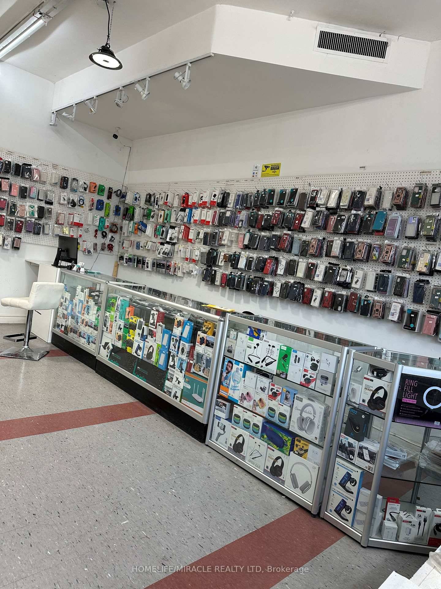 A Rare Find, in Hot Location.