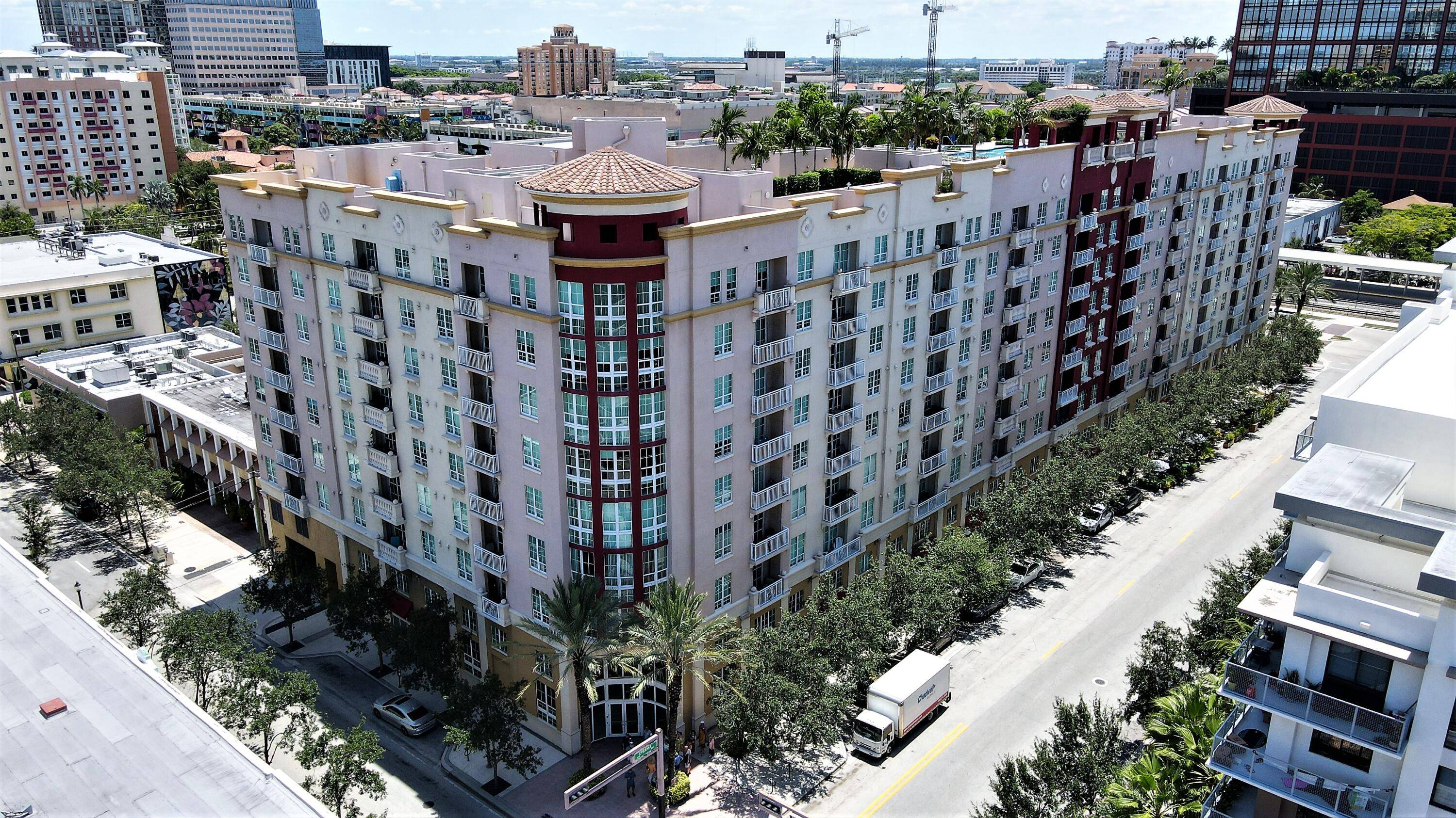 Excellent Location ! ! ! A large 3 bedroom, 2 bathroom condo with 1534 SF of living space, 2 parking spaces, new SS appliances refrigerator, convection oven, dishwasher, microwave, granite ...