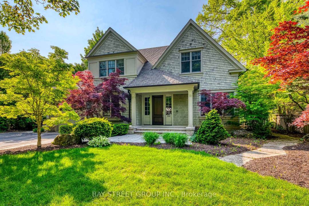 Situated on a quiet cul de sac in Morrison, this Gren Weis designed, Hallmark built Detached residence offers 5, 687sqft 3745 1942sf bsmt of luxury across three spacious levels, including ...