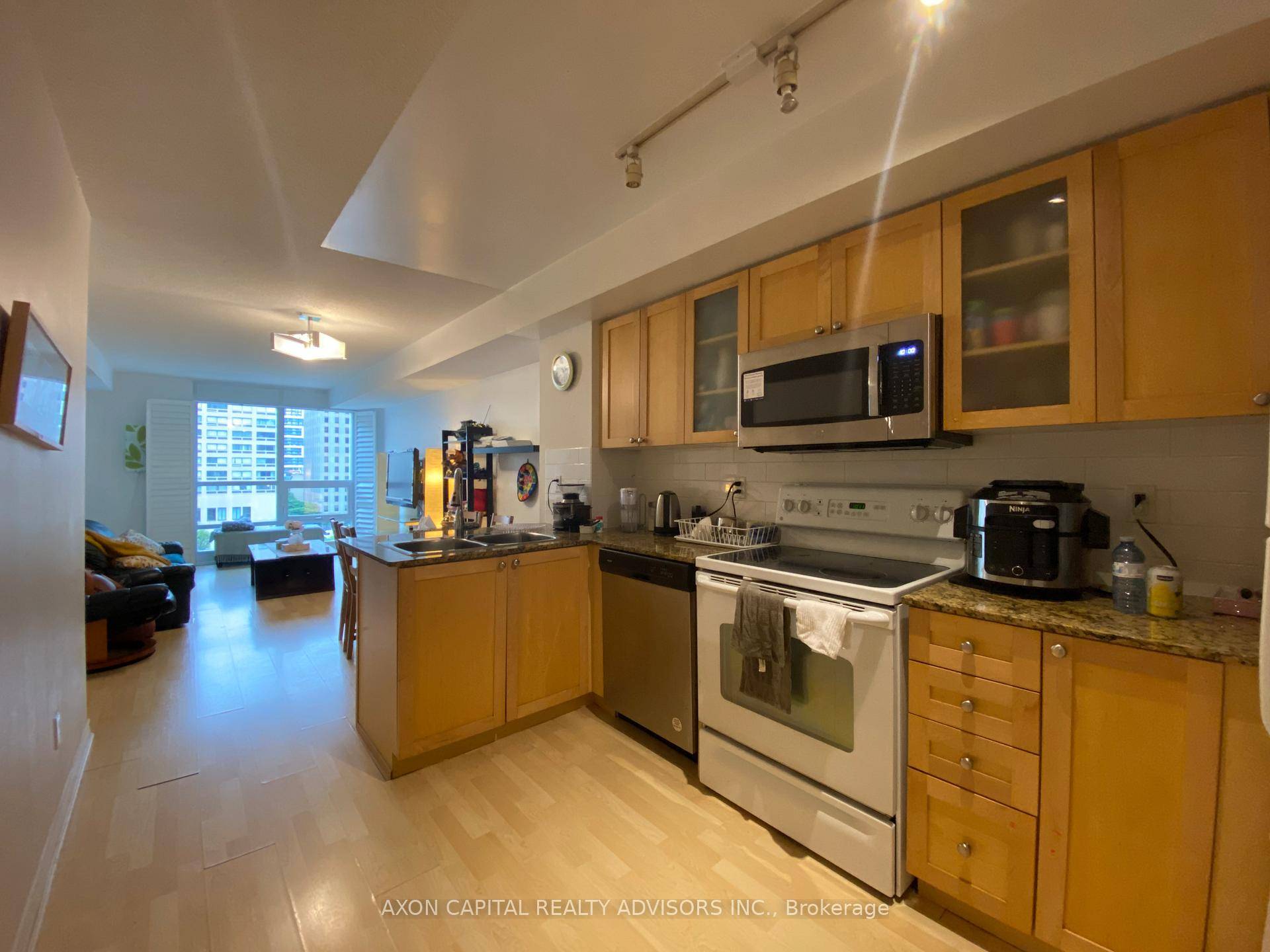 Furnished 1Br Den Balcony At College Park.