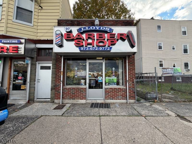 Incredible mixed use opportunity in the heart of East Orange !