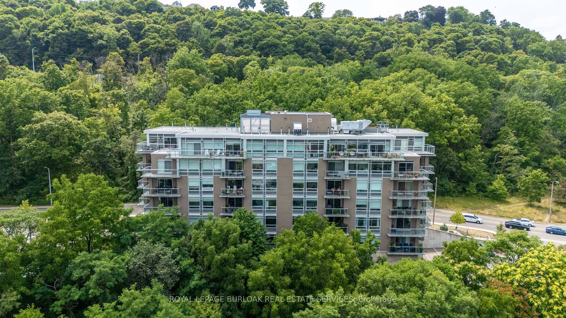 Perfect for first time buyers, downsizers, or investors, this Spruce model unit in Vista 3 Condos offers two bedrooms and two bathrooms.