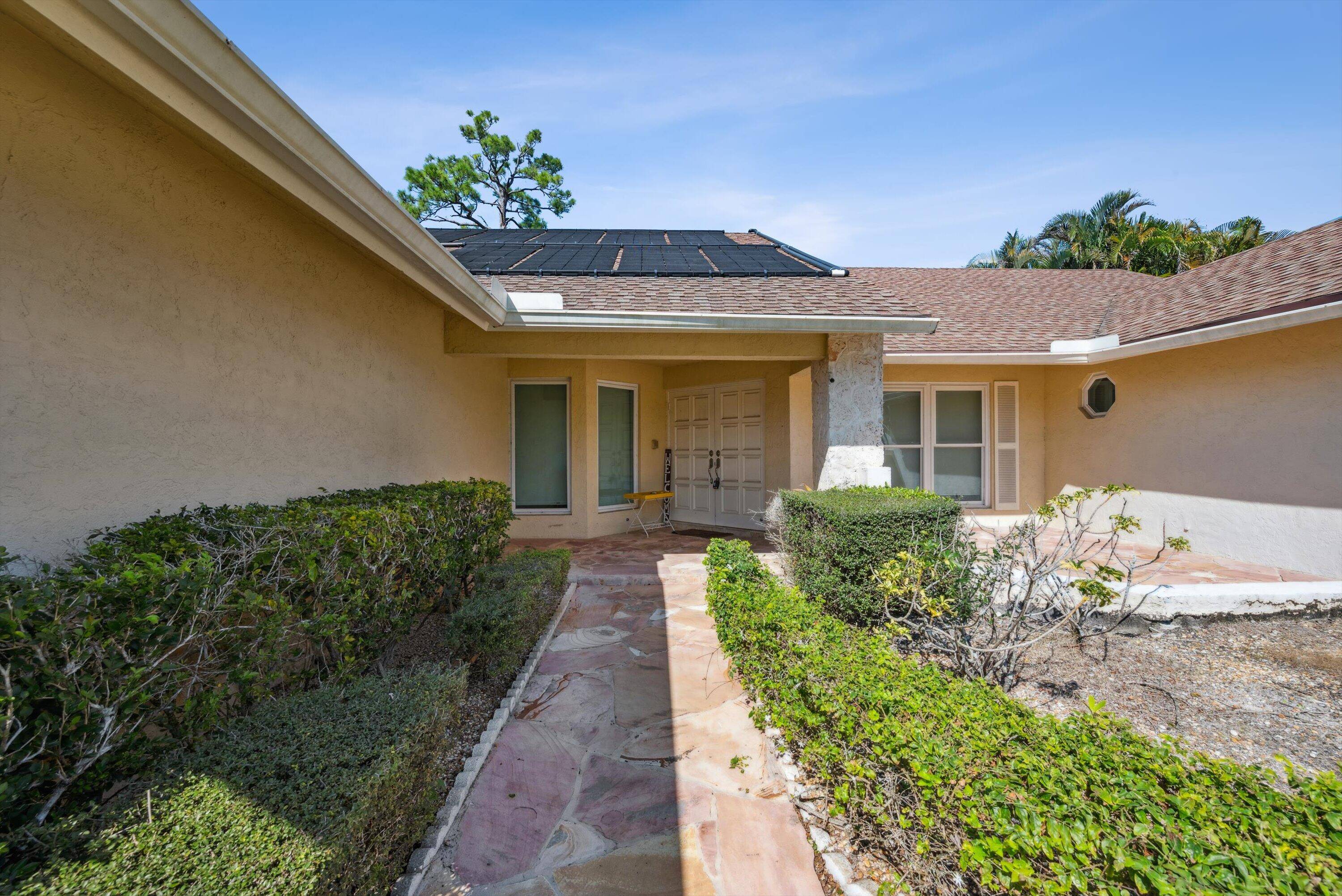 Welcome to your dream home in the heart of Wellington !