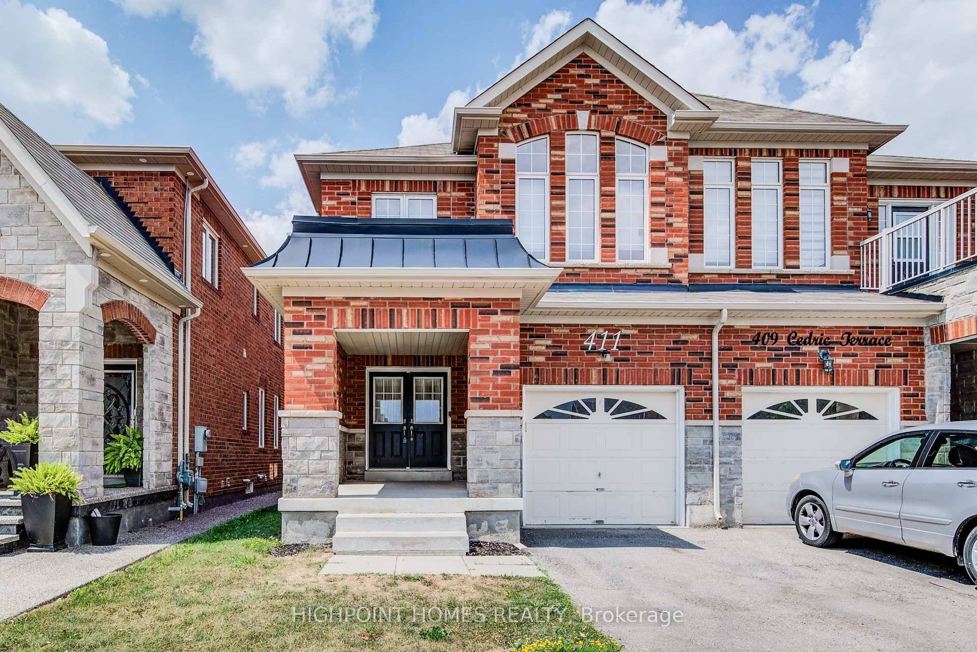Enjoy executive, carpet free living in this stunning semi offering the perfect blend of comfort, luxury and convenience.