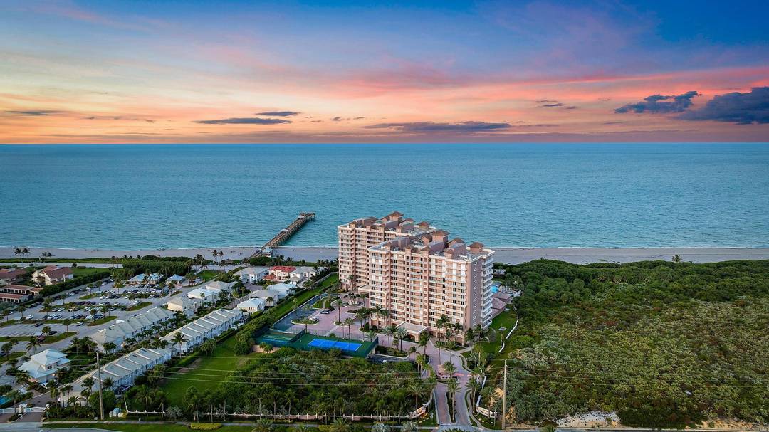 Breathtaking ocean view residence in the prestigious Ocean Royale of Juno Beach.
