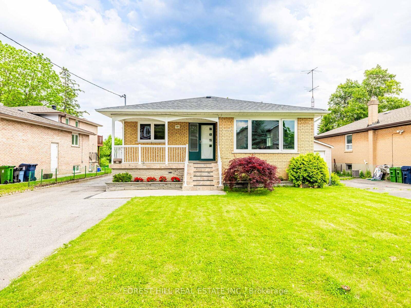 Top Ranked School Earl Haig SS Short Walking Distance To Yonge Finch Subway Station, Shops One of A Kind, Convenient Location In Area and In the Heart of North York ...