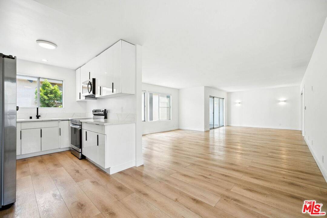 621 San Vicente Blvd 2BR Pacific Palisades La
