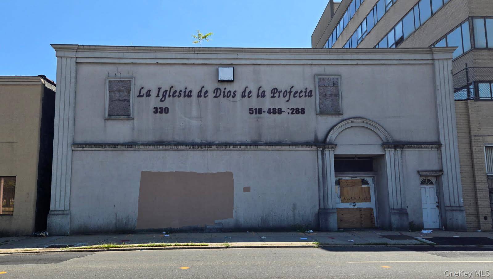 Building has been condemned 10, 000 sq ft Many possibilites