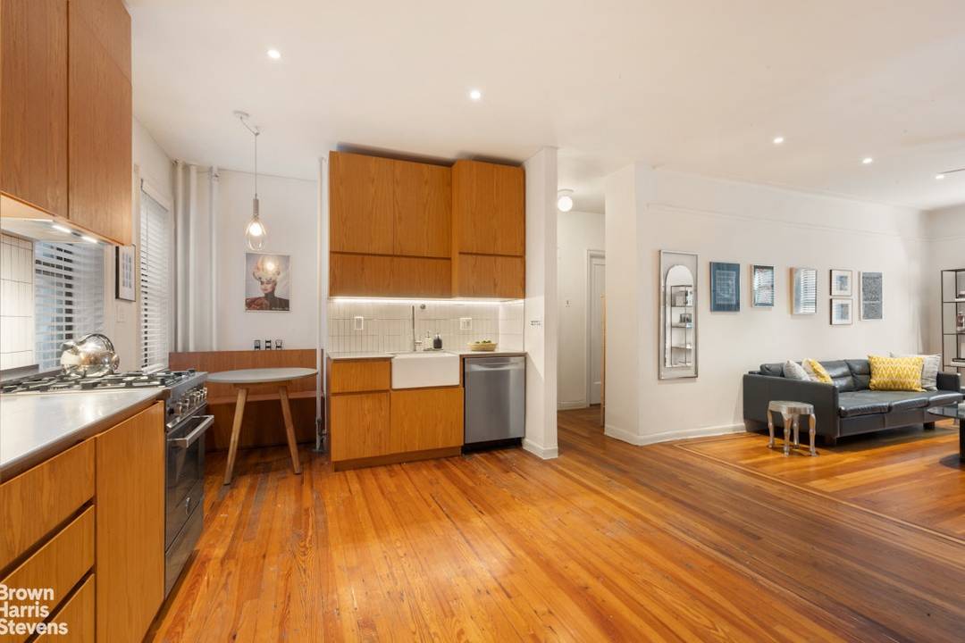 Located in a lower eastside sanctuary, this recently renovated corner two bedroom features the old world charm of lofty ceilings and beautiful oak flooring blended with new world updates and ...