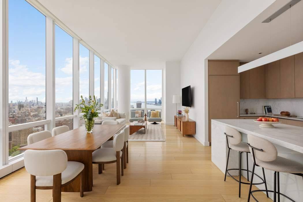 The Most Magnificent 2 Bedroom at 15 Hudson Yards Set within the A line, widely regarded as the building s premier two bedroom layout, the residence is further distinguished by ...