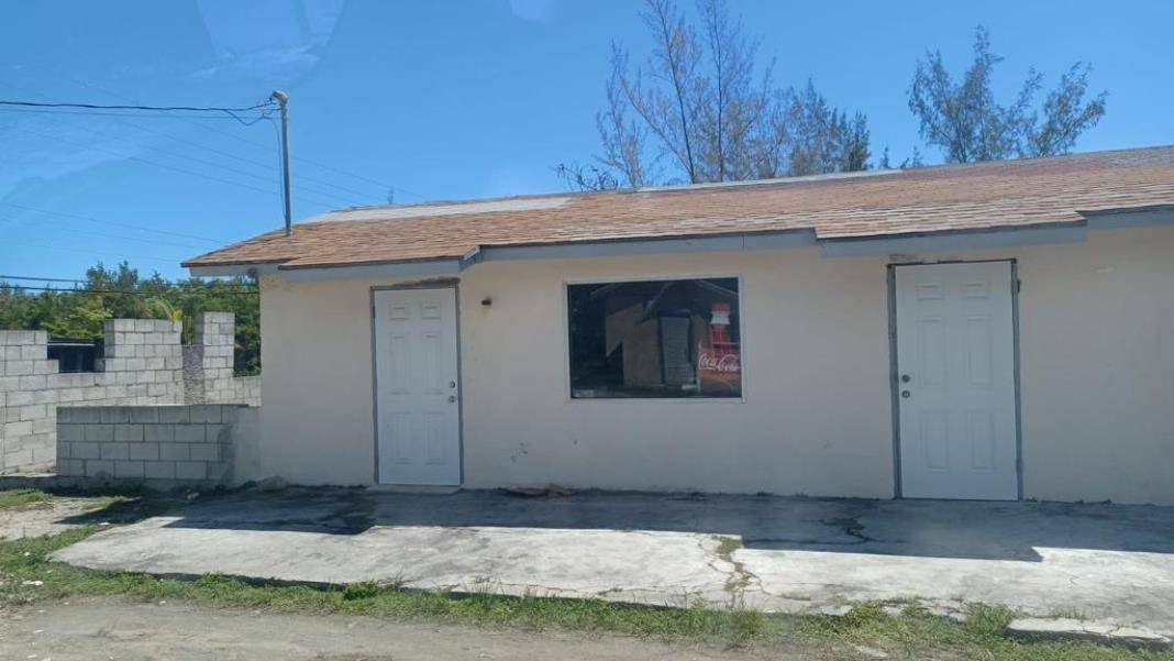 FIXER UPPER ANDROS Single Family Home Andros