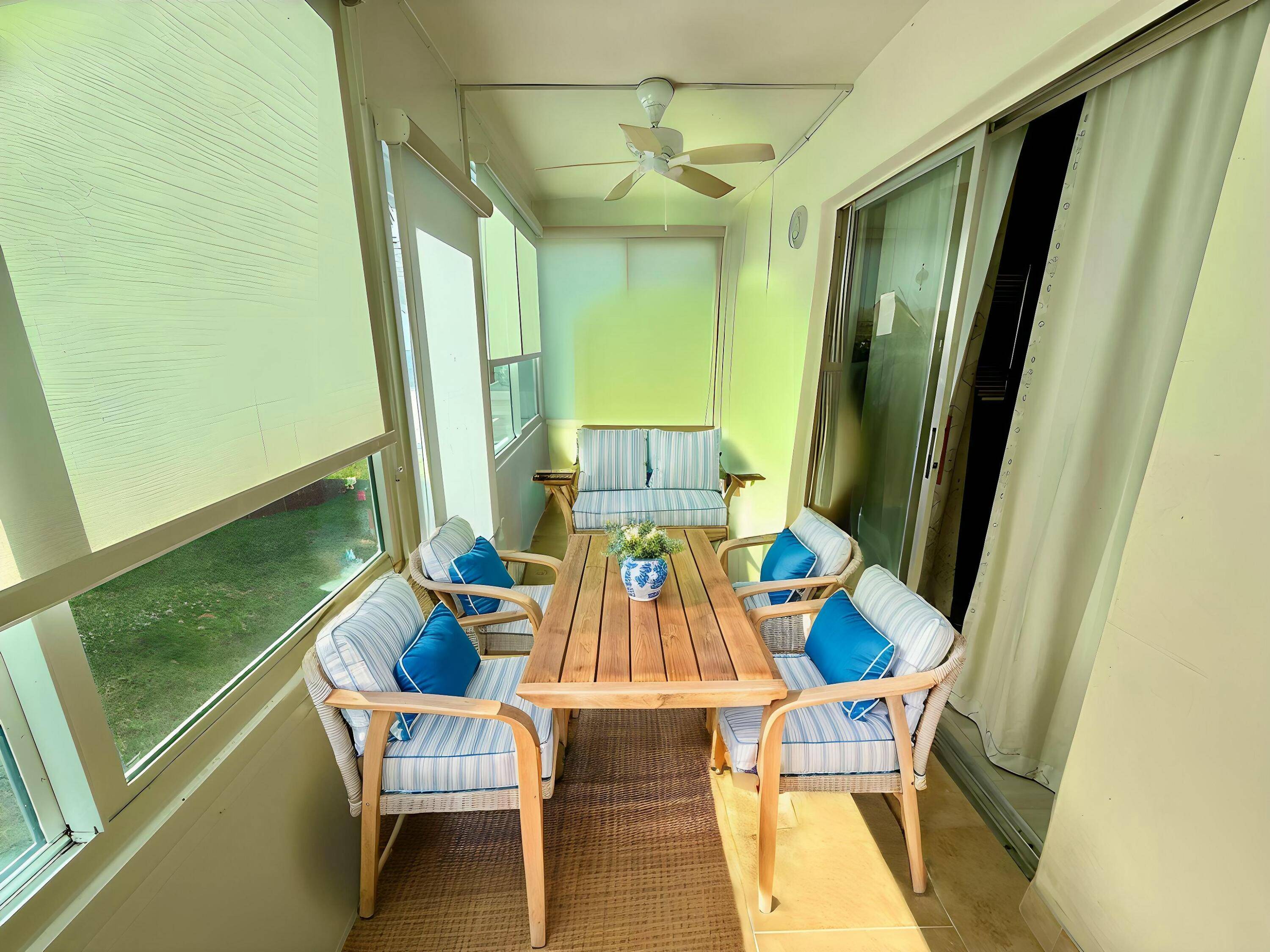 BEST VALUE ! MOVE IN READY UPDATED FIRST FLOOR CORNER UNIT !