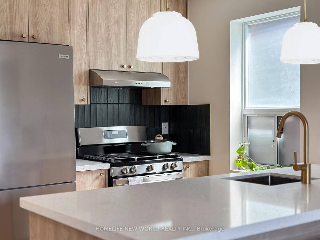 Welcome to your sunny, stylish escape in the heart of Leslieville one of Toronto's most vibrant and walkable neighborhoods.