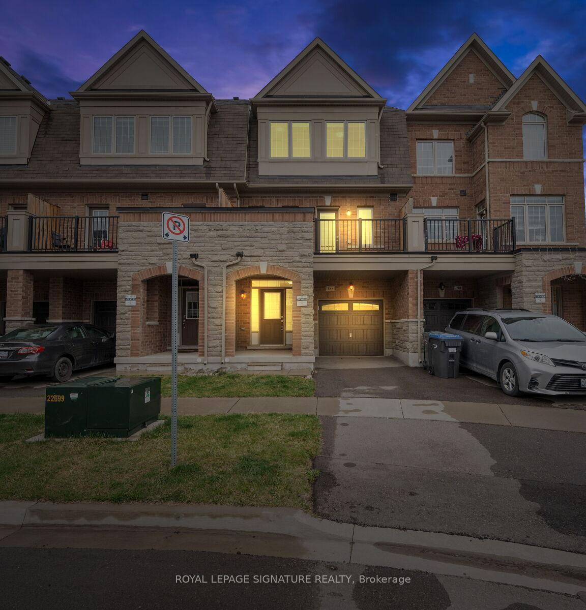 Welcome to this beautifully designed freehold townhouse nestled in the vibrant amp ; family friendly community of Northwest Brampton.