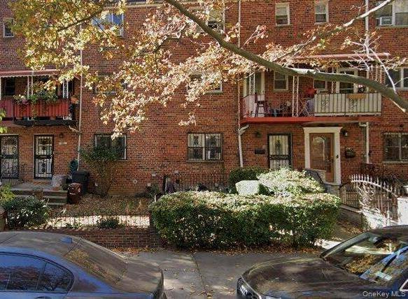 Two Family Duplex in Prime East New York Location Great Investment Opportunity !