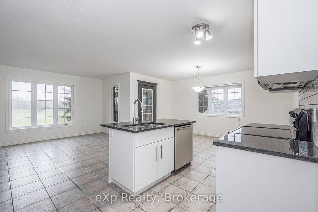 Available January 1st, this spacious upper unit in a modern raised bungalow offers 3 bedrooms, 1 bathroom, and over 1, 240 sq ft of bright, open living space.