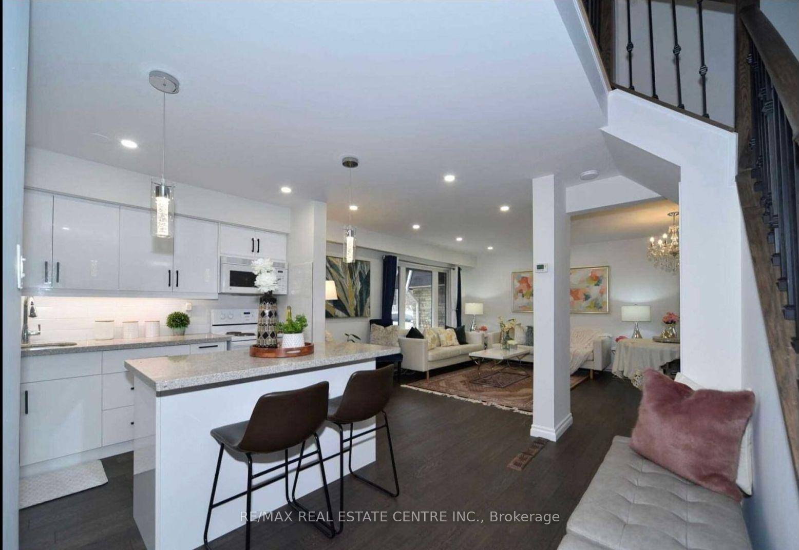 Well Maintained Home In Highly Desirable Community amp ; Gorgeous Corner Lot In The Heart of Whitby.
