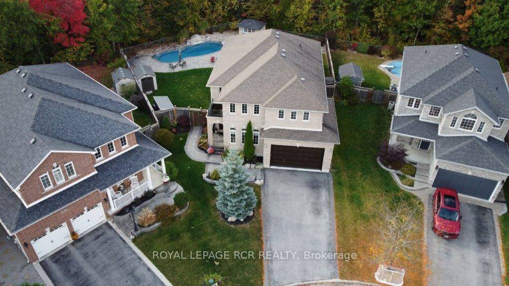 Welcome To 1047 Nantyr Drive In Highly Desirable Community, In Innisfil.