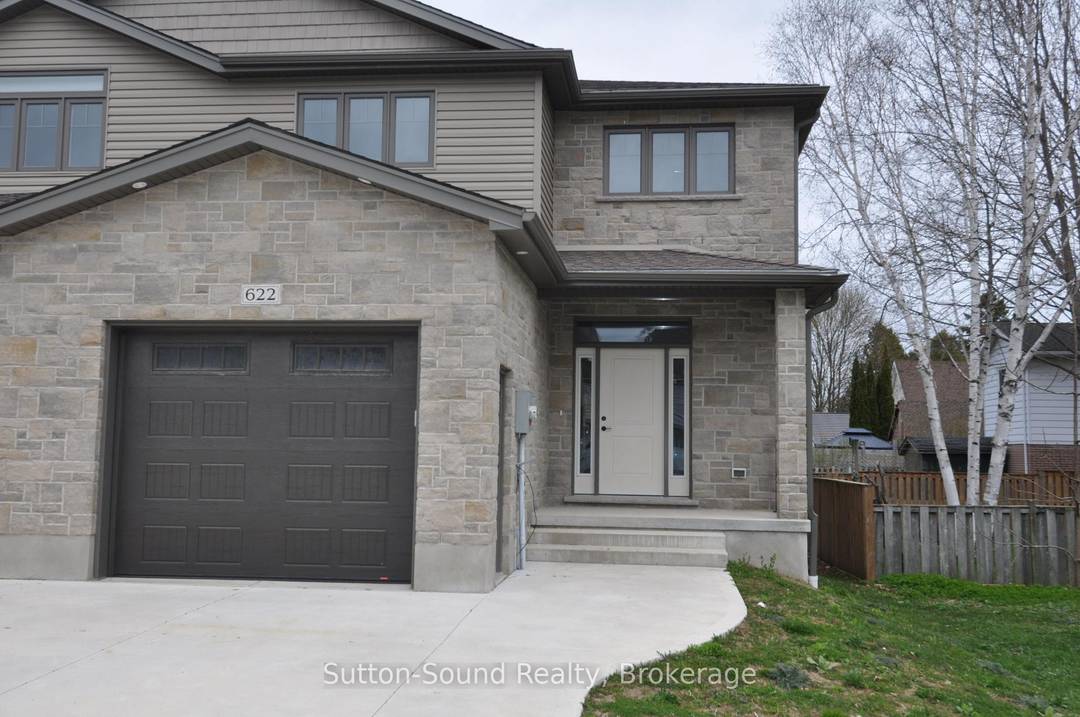 Welcome to this spacious 4 bedroom, 3.