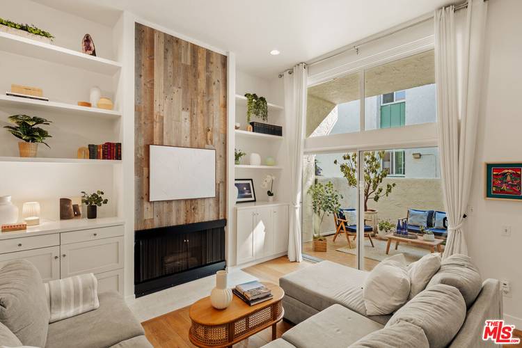 4914 1/2  Mcconnell Ave 3BR Marina Del Rey La