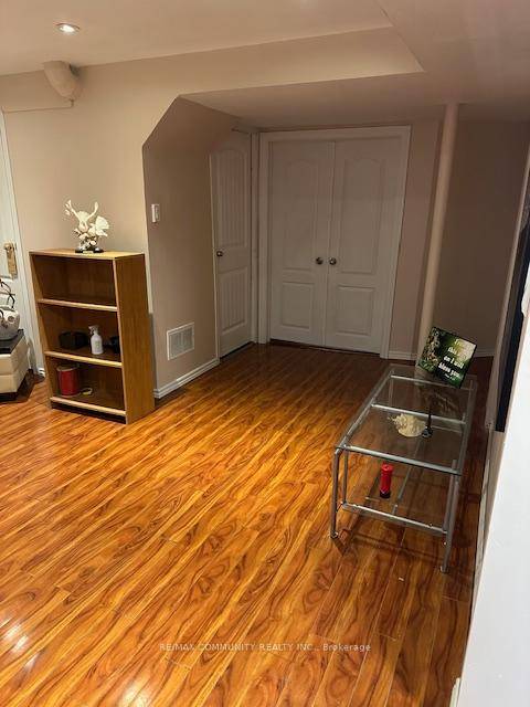 FINISHED 1 BEDROOM BASEMENT FOR LEASE IN HIGH DEMAND AREA, BRIGHT AND SPACIOUS AND LOTS OF NATURAL LIGHTS.
