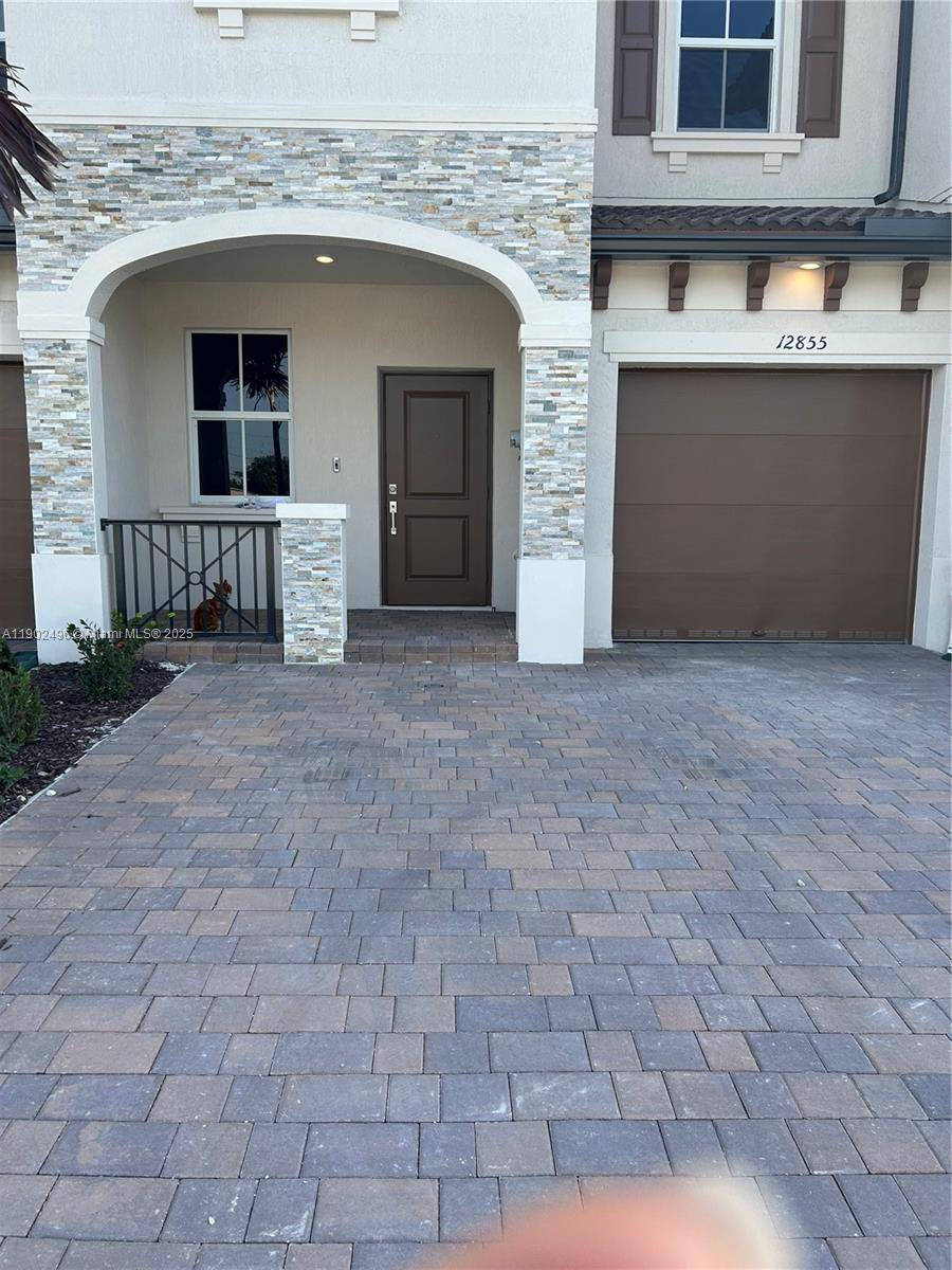 DISCOVER WESTVIEW A BRAND NEW COMMUNITY BY LENNAR.