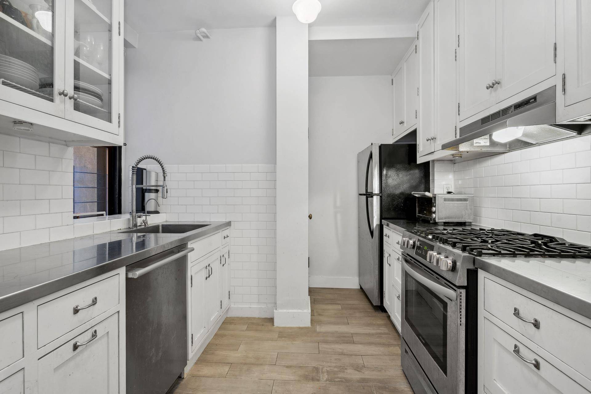 Located in a charming prewar co op on picturesque West End in the West 70s comes this perfect, updated and bright 2 bedroom 1.