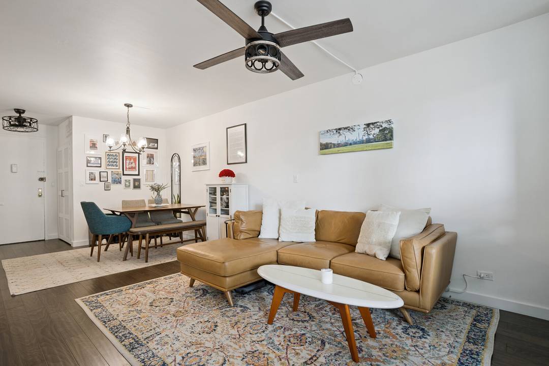 Welcome to Residence 9D at 345 East 81st Street.